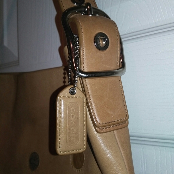 Coach polka dot hobo bag - Picture 5 of 8